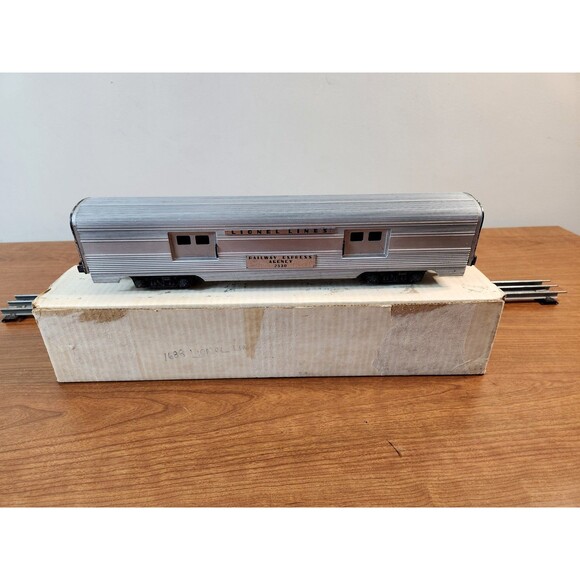 Vintage 1960 Lionel Lines Railway Express Agency #2530 Baggage Car - Picture 16 of 16
